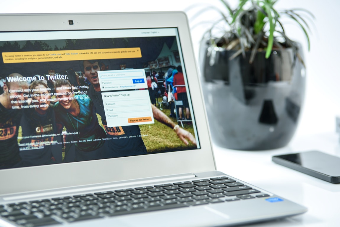 Factors To Consider When Selecting An SEO Service