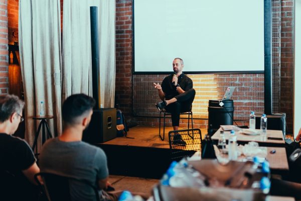 Importance of Leaning on a Motivational Speaker for a Better Marketing Campaign