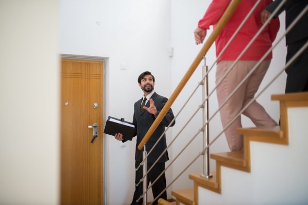Detailing the Essentials You Should Check Before Hiring a Real Estate Lawyer